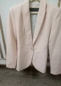 zara light peach Pink color blazer..