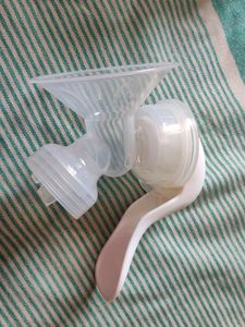 Manual Breast Pump With Bottle
