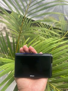 Nikon Coolpix Touch Screen ✨