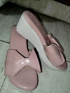 Wedges For Daily Wear In Good Condition