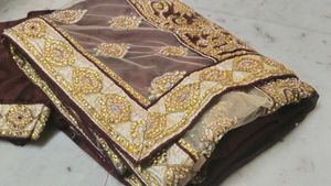 Very Heavy Saree With Blouse