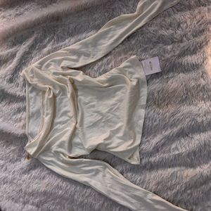 Aesthetic lace detail white fitted top