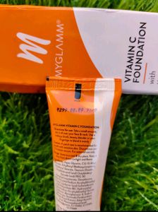 Myglamm Vitamin C Foundation