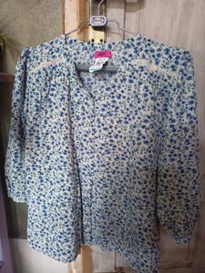 Women Tops