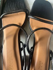 Tokyo Talkies Urban Black Heels