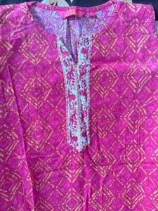 pink printed short kurti