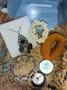 Jewelry & Beauty Bundle