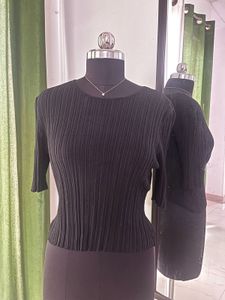 H&amp;M Black Ribbed Top