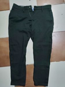 Men regular Slim Fit Flat-Front Trousers on lowest
