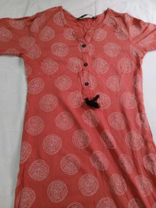 The Crimson Kurti