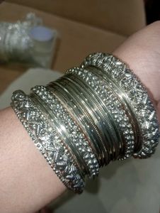 Silver Oxidised Bangles