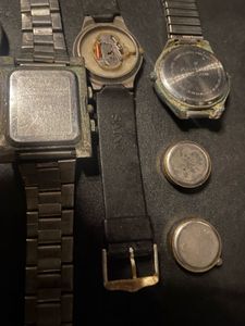 Vintage Quartz Watch Lot — Mixed Analog Styles