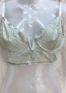 9111. Lace Detail Bralette