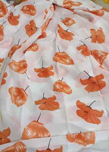 Floral Print Lightweight Saree