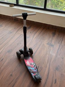 Kids Street Race Scooter