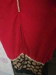 Elegant Red &amp; Black Kurta