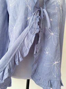 FLORAL EMBROIDERY LINEN SHRUG