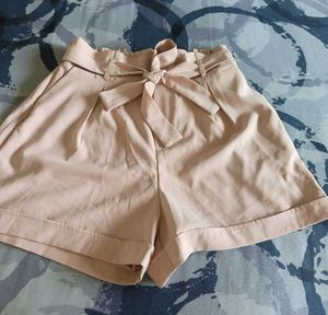 Solid women pink high waist shorts😍