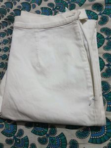 New White Baggy Jeans