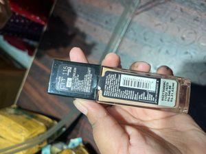 Maybelline fit me foundation(115 Ivory,30 Ml)