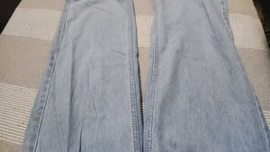 Light Wash Wide Leg Jeans 28