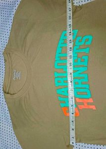 Harlot Hornet Graphic Tee