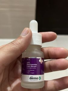 The Derma Co 10% Niacinamide Face Serum