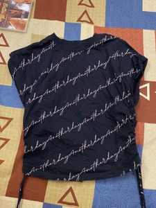 Stylish Black Graphic Print Tee