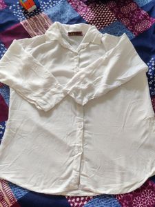 Women&#39;s White Shirt