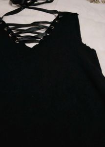 Lace-Up tank  Top 🖤