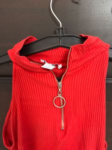 Red Ribbed Zipper Tank