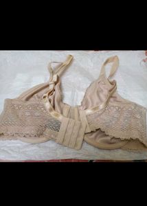 Size 34 D gorgeous bra