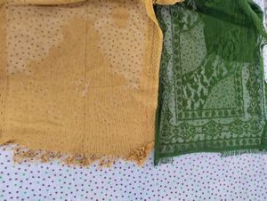 Vintage Scarves - Green &amp; Gold