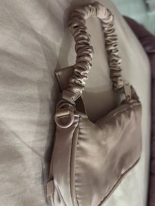 Pink mini scrunched bag for children Or Teens