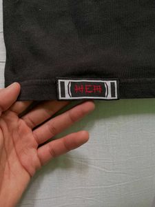 KEA BY HARDLY EVER&#39;S T-SHIRT 👕