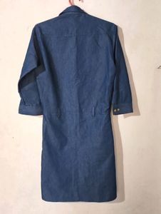 Denim dress with belt