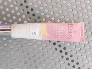 Combo Of Used Makeup Item