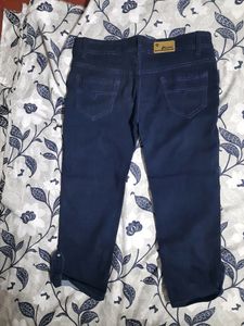 Womens Skinny Blue Short Jeans | MUNIX brand | Waist 30