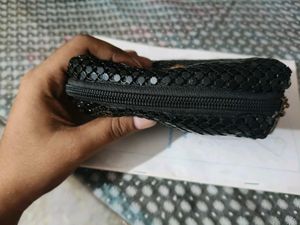 Metal Small Batua Appropriate For Parties