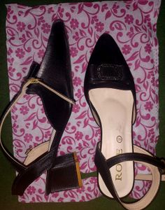 Korean Heels