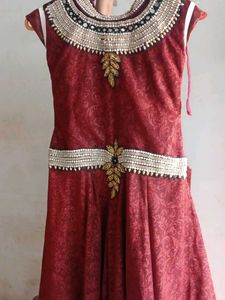 Very Nice Gown 😍 Used To Wear Festival And Marria
