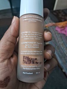 Mamaearth Glow Serum Foundation