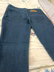 High Waisted Jeans