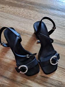 Black Heel