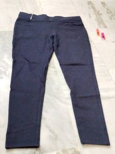 Slim Fit  Stretchable Jeggings For Women