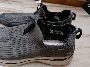 Skechers Grey Knit Slip-on Sneakers