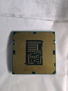 i5-650  / 3.2 GHz/ LGA 1156 Socket / 4 MB Cache
