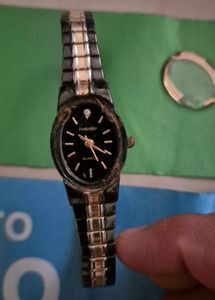 Elegant Women&#39;s Watch( Need Repair)