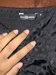 ONE PIECE WEAR (Size-S)