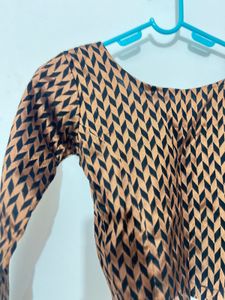 Verry Beautiful Saree Blouse For Girls